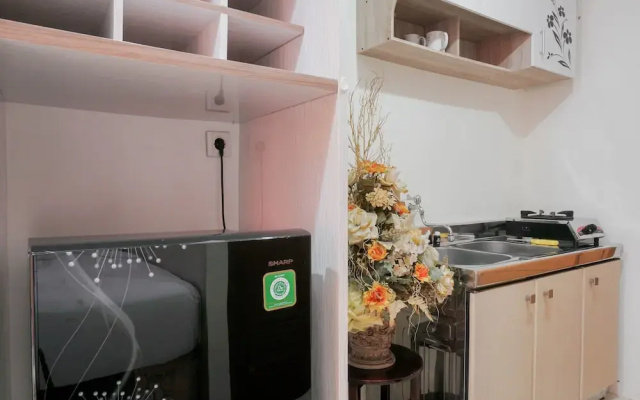 Simply Modern Studio Apartment at Centro City Residence