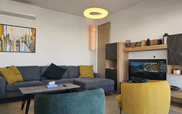132 LCA - Stay Diamond Apartment