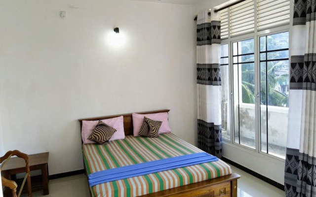 Kandyan Holiday Center