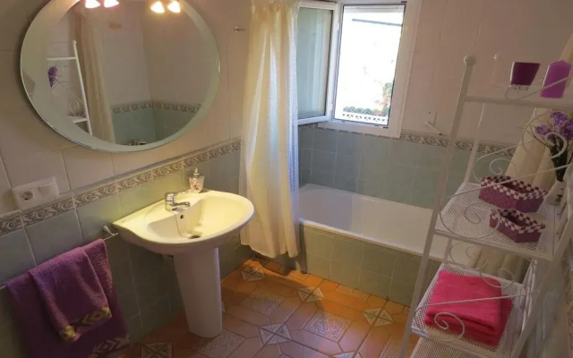 Casa con piscina privada - ESTACION1901