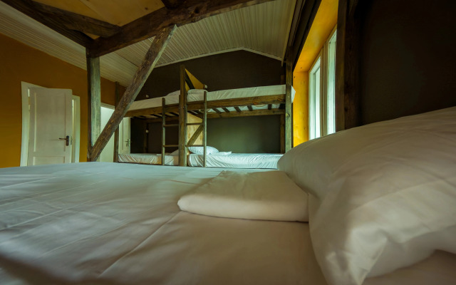 Хостел Camp & Hostel Maltakva