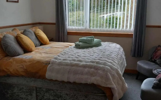 Don Muir Guest House