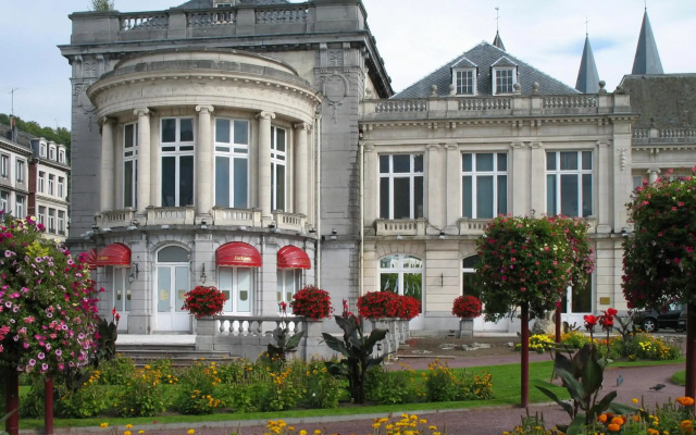 hotelImage