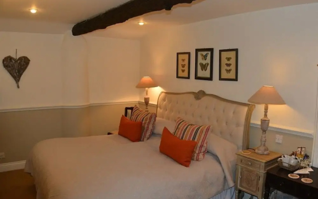 Castle Arms Inn