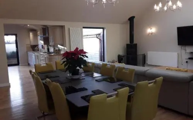Hillside Lodge, Tor Farm