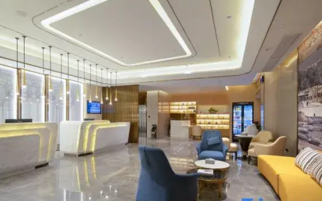 Yeste International Hotel (Wuzhou Municipal Government Civic Square)