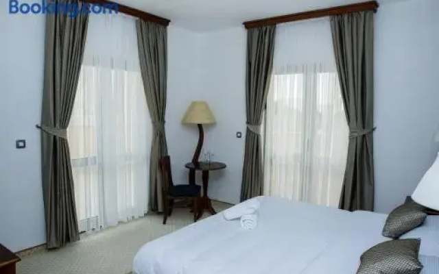 Hotel HUM