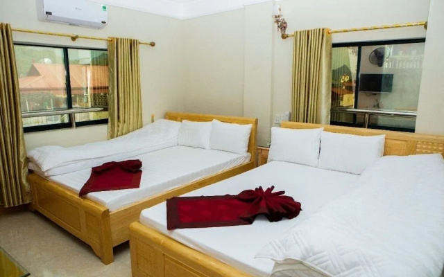 Phong Lan Hotel