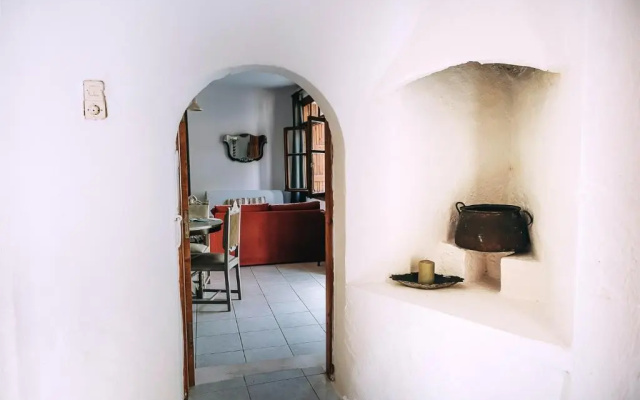 3 bedrooms house with enclosed garden and wifi at Ρούστικα