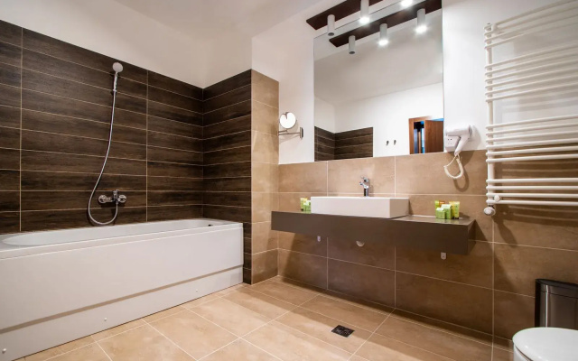 Hotel IZVOARE Caciulata