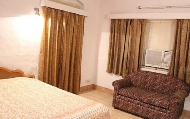 Lakshmi Guest House