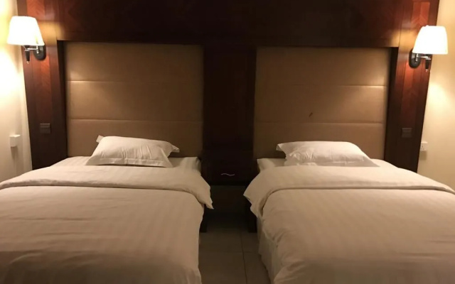 Ayoon Al-Mamlakah Hotel Suites