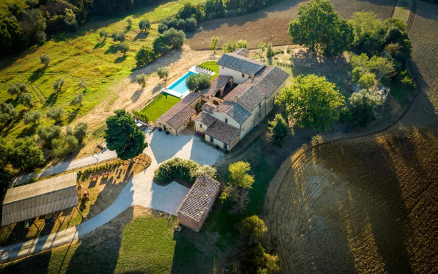 Agriturismo Palazzo Massaini "Cavarciano"