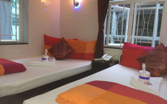 Отель Canada Inn
