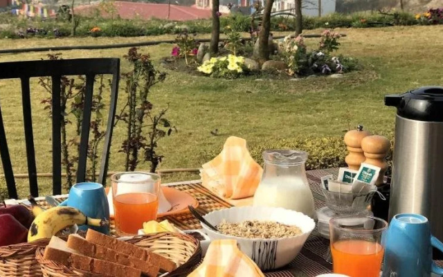 Laxmi's Bed And Breakfast