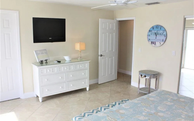Jamaica Royale 603 - 2 Br Condo
