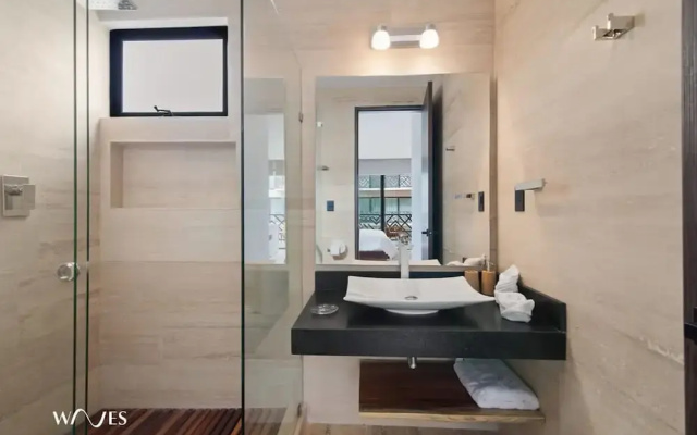 2 BR Apartment With Spacious Loft Close From Beach Zone