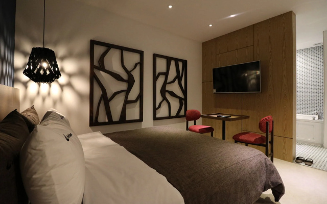 Ignis Hotel