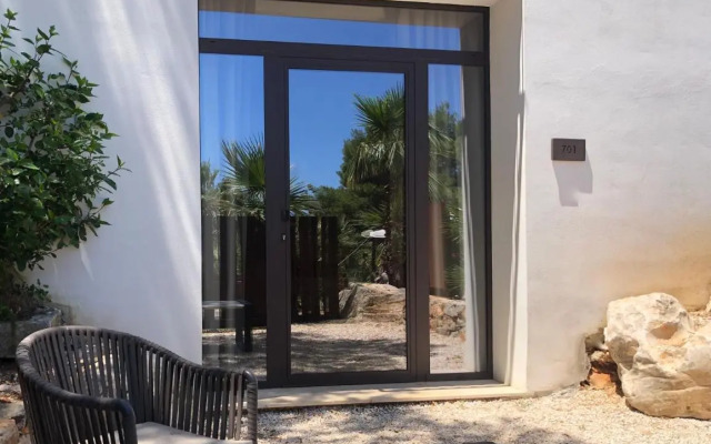 Araja Villa & Suite