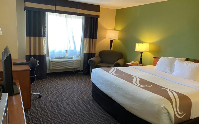 Quality Inn Bolingbrook I-55