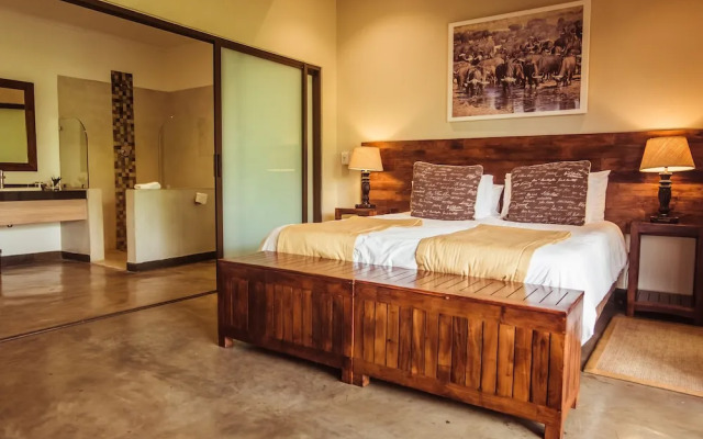 Bushveld Terrace Safari Hotel, Lodge & Spa