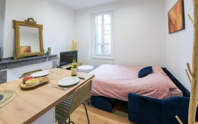 Romantique Duplex Au Pied de la Cite