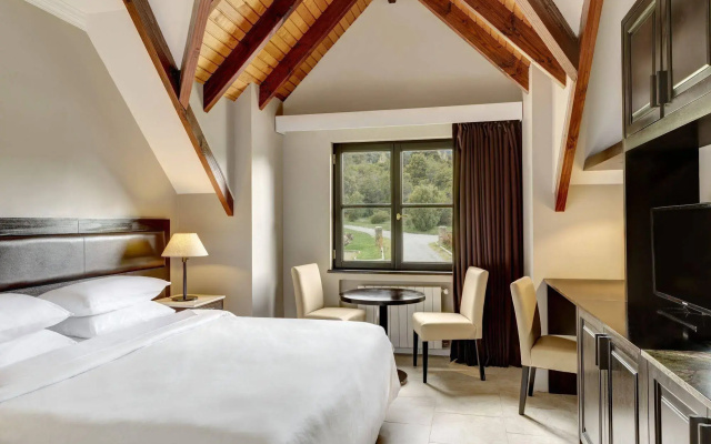 Arelauquen Lodge, A Tribute Portfolio Hotel