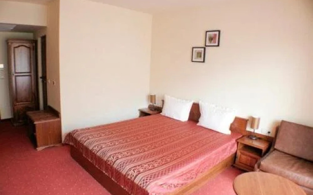 Hotel Bozhenci