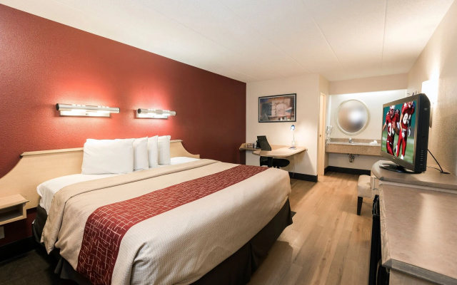 Red Roof Inn Parkersburg