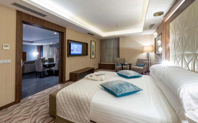 Az Hotels Grand Oran