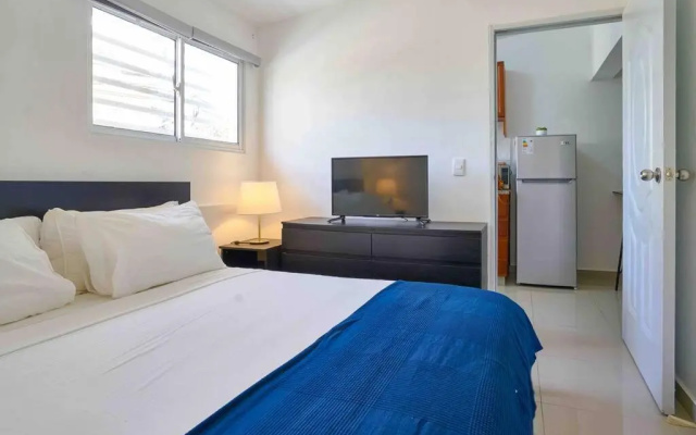 Escape Studio Apartment Close to Agora Mall