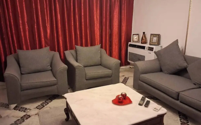 Spacious 3-bedroom Apartment in Central Cairo With City View