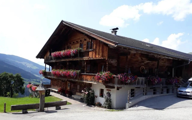 Außer Roßmoos