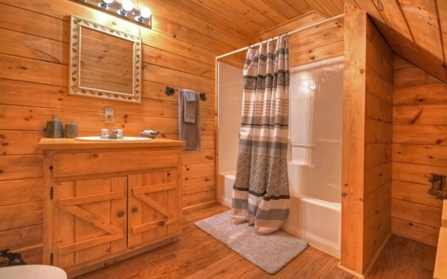 Grey Wolf Lodge