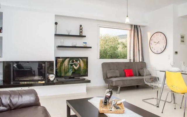 Nina s Villa Cosy Seaview Retreat