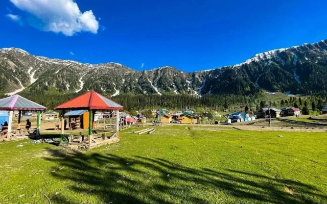 Hotel Mini Switzerland
