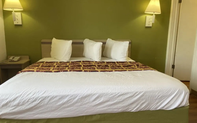Motel 6 Evanston