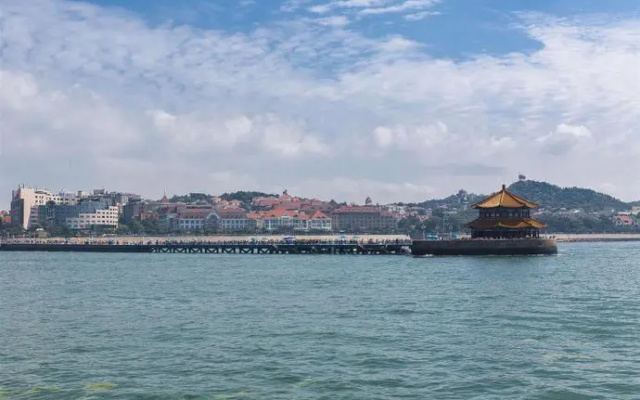 7 Days Premium·Qingdao Railway Station