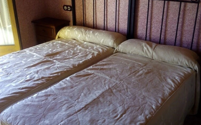 Apartamentos Turísticos Los Tejos