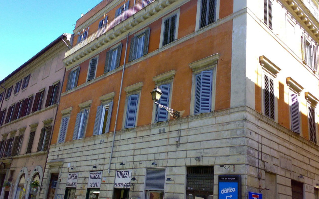 Ripetta 25