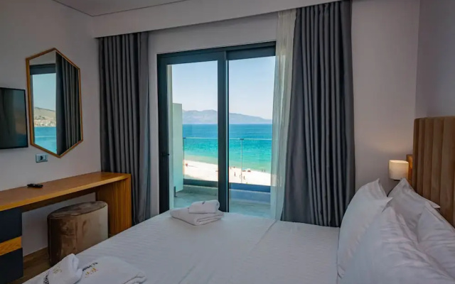 El Primero Hotel