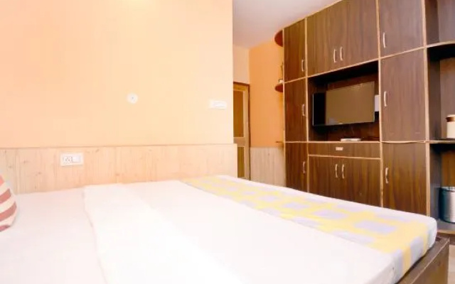 OYO Home 37291 Pine View Stuido Stay Kanlog