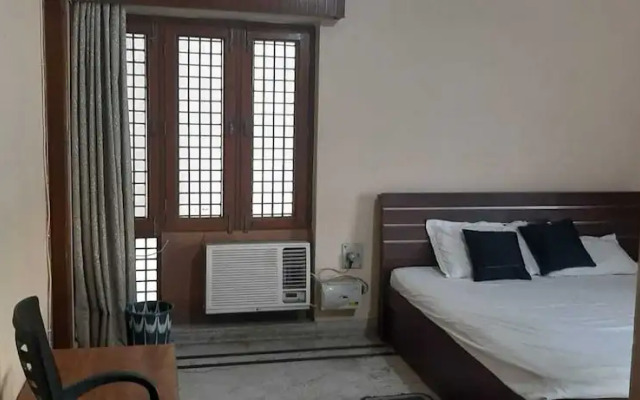 Hotel Shivdham