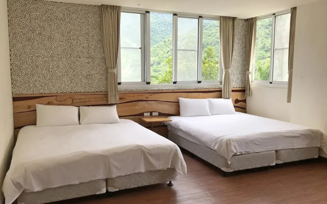 Lucky Hot Spring B&B