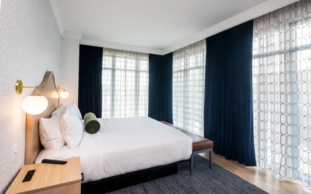 Hotel Versailles