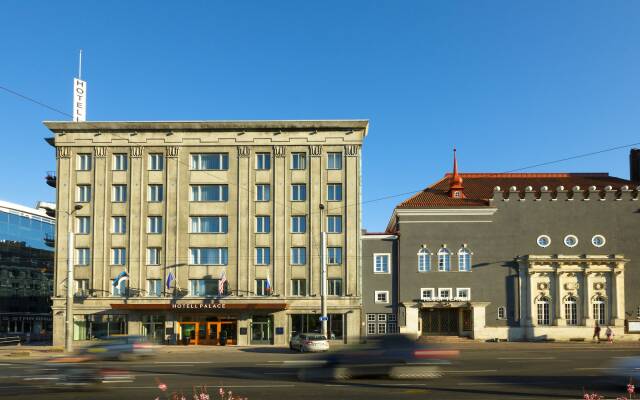 Hotel Palace Таллин вид на фасад