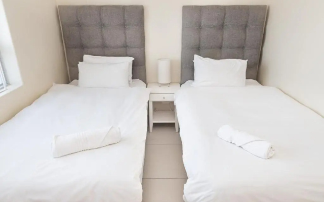 Amazing Beachfront 2 Bed Apartment A308 Sea Spray