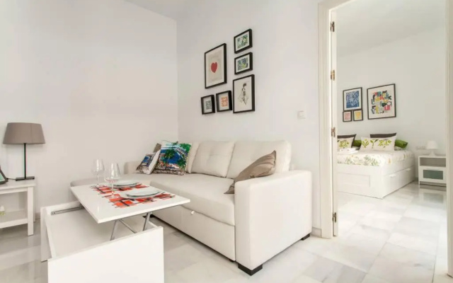 Hostly Rivero 2B Center-Fibre-communal terrace-Parking Optional-CLess