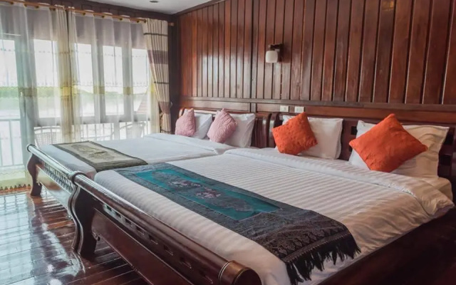 Riverside Chiangkhan Resort
