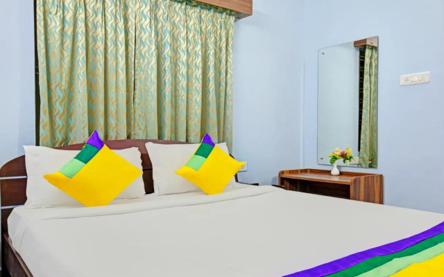 Itsy Hotels Sidhartha Residency